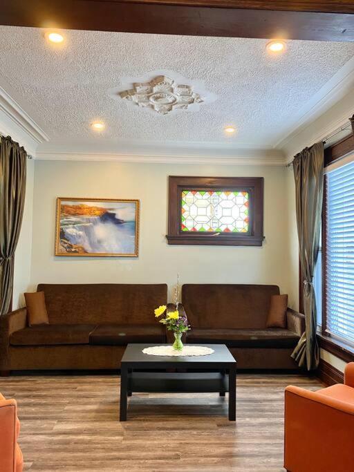 Cozy Suite-Walk To The Falls! Ниагарски водопад Екстериор снимка